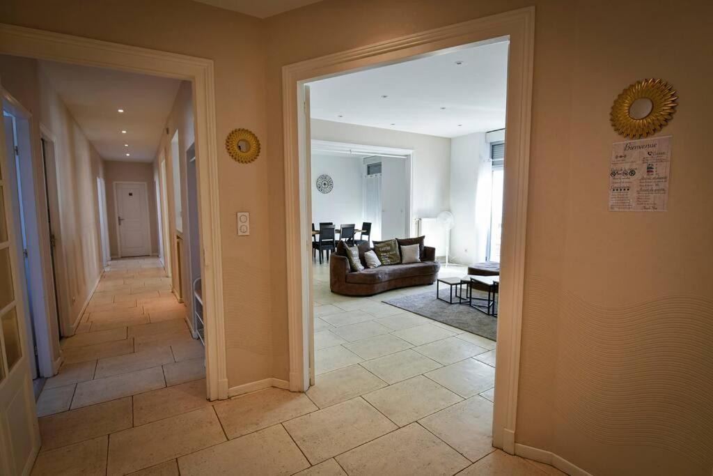 Grand Appartement De Haut Standing En Centre-Ville Montluçon Exterior foto