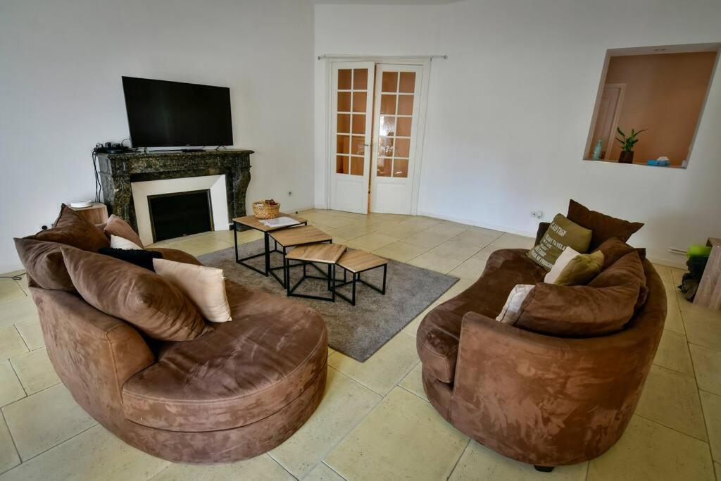 Grand Appartement De Haut Standing En Centre-Ville Montluçon Exterior foto